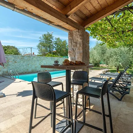 Daire Casa Rustica Authentic Istrian With Saltwater Pool *