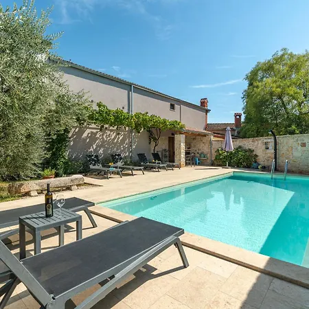 Casa Rustica Authentic Istrian With Saltwater Pool Daire