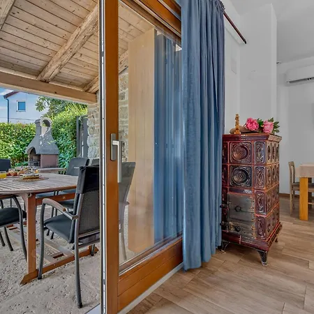 Casa Rustica Authentic Istrian With Saltwater Pool * Buici (Istria)