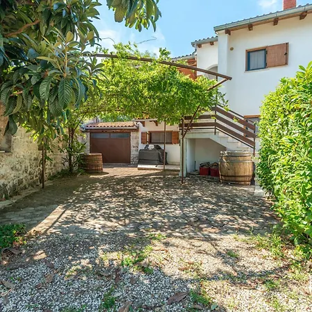 Casa Rustica Authentic Istrian With Saltwater Pool * Buici (Istria)