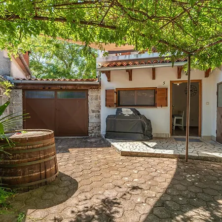 Daire Casa Rustica Authentic Istrian With Saltwater Pool