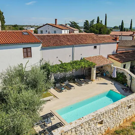Casa Rustica Authentic Istrian With Saltwater Pool Daire Buici (Istria)
